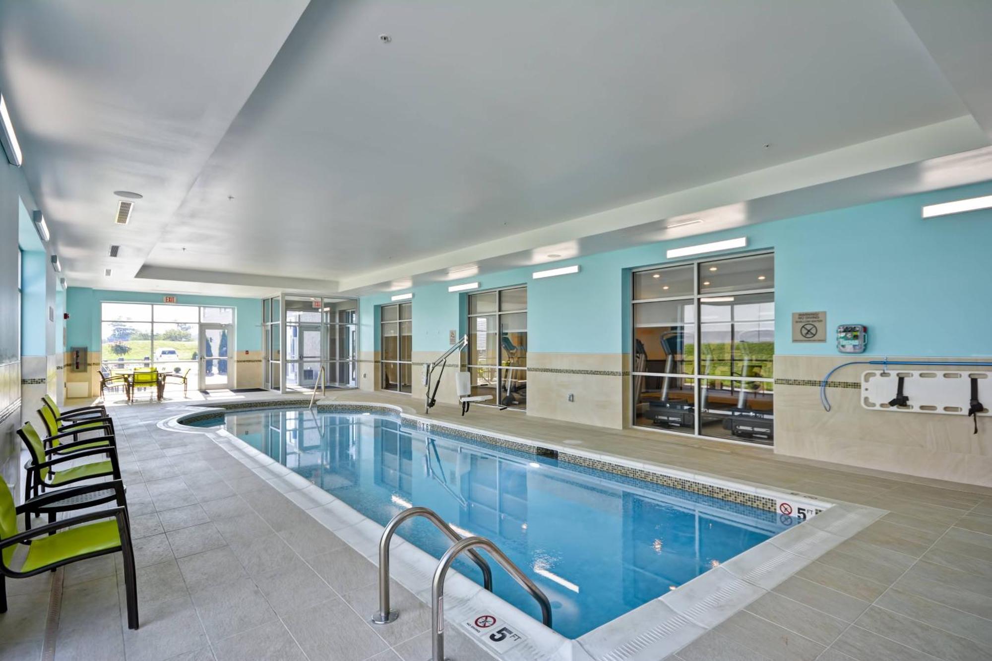 Springhill Suites By Marriott Cincinnati Blue Ash Exterior foto