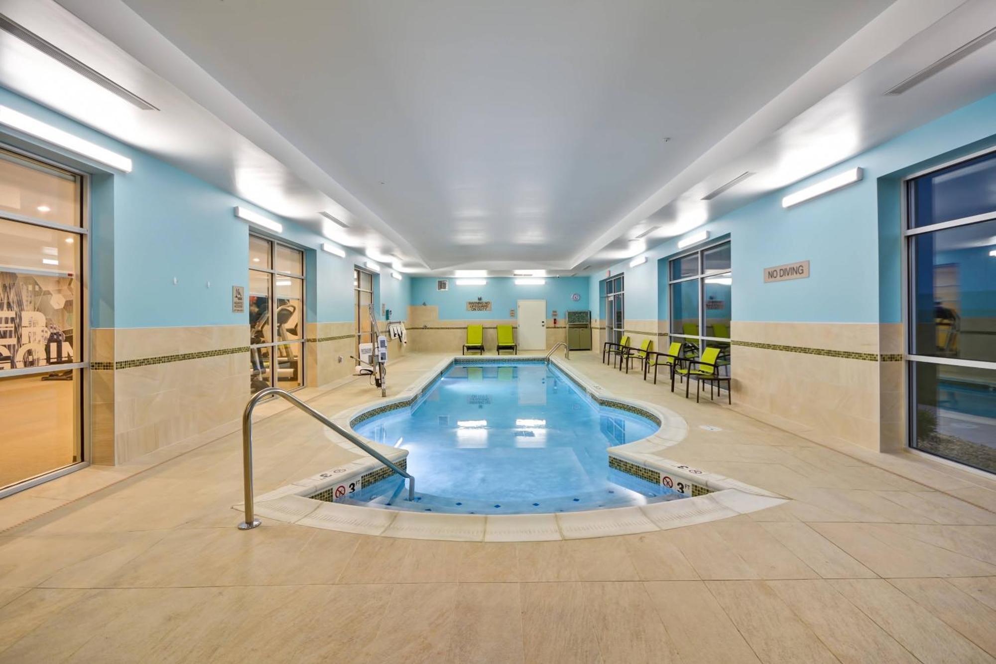 Springhill Suites By Marriott Cincinnati Blue Ash Exterior foto