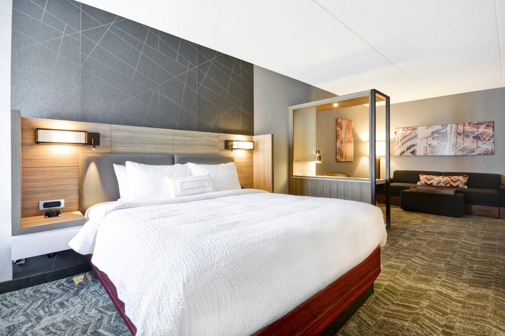 Springhill Suites By Marriott Cincinnati Blue Ash Exterior foto